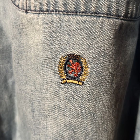 Tommy Hilfiger Light Wash Denim Jacket with Embroidery | Size: Large - Picture 2 of 7